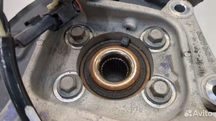 Ступица (кулак, цапфа) правая задняя Ford Fusion 2017- USA