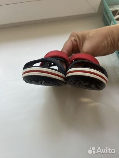 Сандали crocs c8