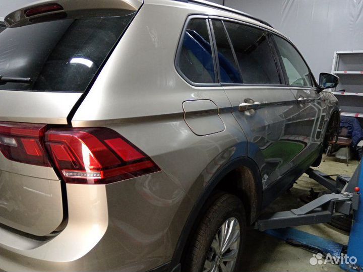 Автомобиль в разборе Volkswagen Tiguan (2 поколени