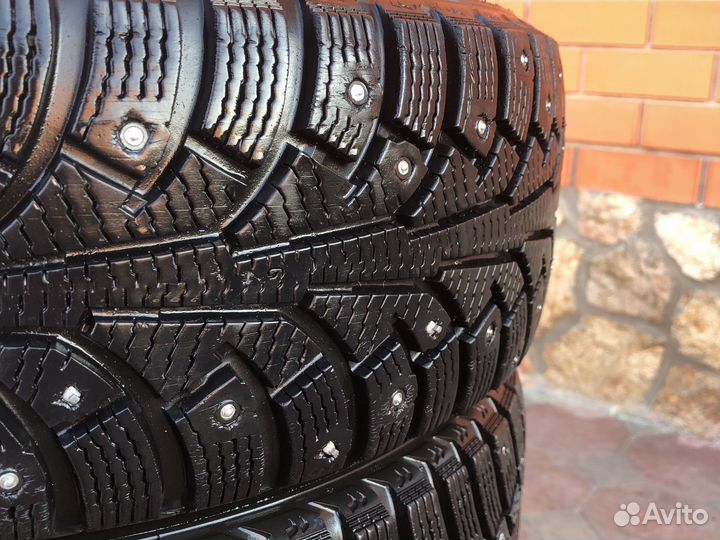 Nokian Tyres Hakkapeliitta 5 185/60 R15