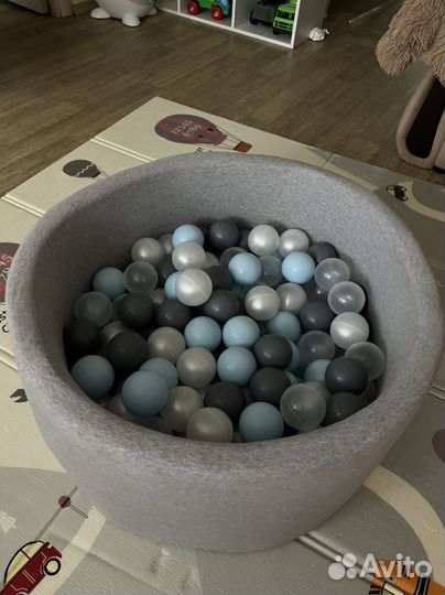 Сухой бассейн с шариками 70х33 см