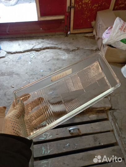 Стекло правой фары для ваз 2110-2112