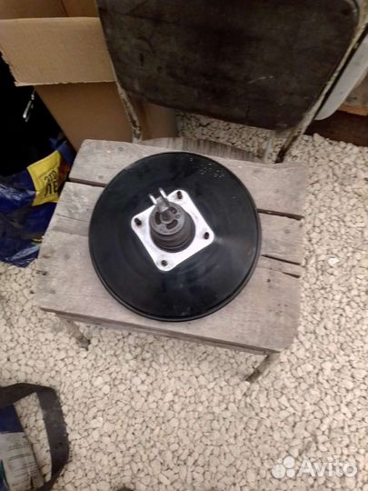 Вакуумный усилитель тормозов Рено Дастер 1