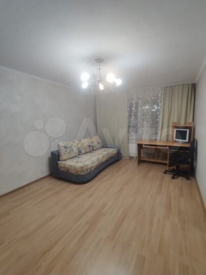 2-к. квартира, 52 м², 9/9 эт.