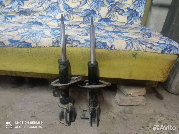 Продам стойки