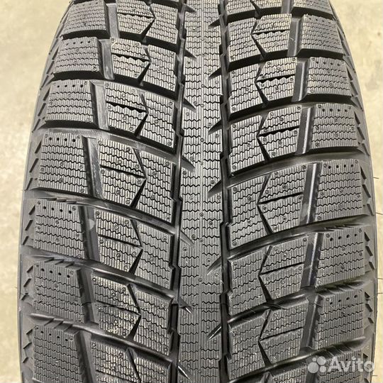 Leao Winter Defender Ice I-15 215/60 R16 99T