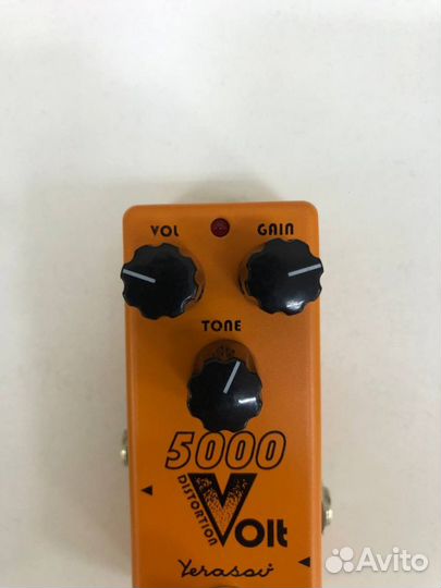 Гитарный эффект distortion Yerasov 5000 Volt mini