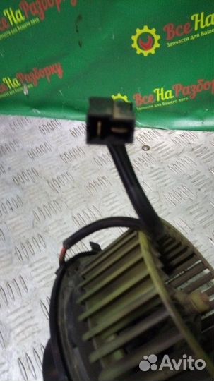 Моторчик печки Audi 80 седан 1.8 1990