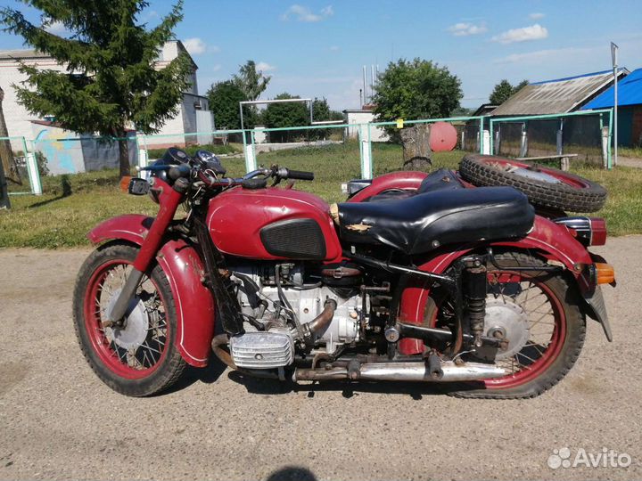 Продаю мотоцикл Днепр