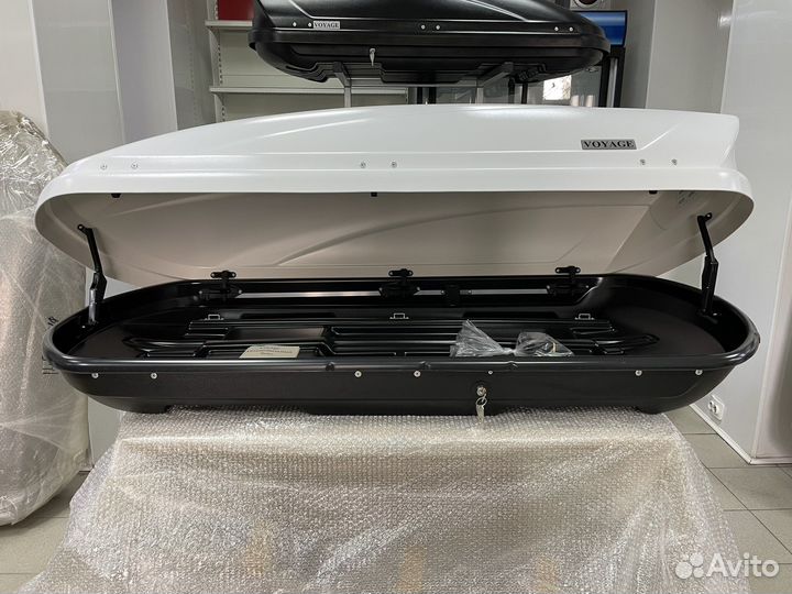 Автобокс Voyage 440л 175см Белый матовый