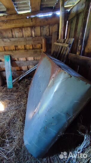 Вёсельная лодка(байдарка)