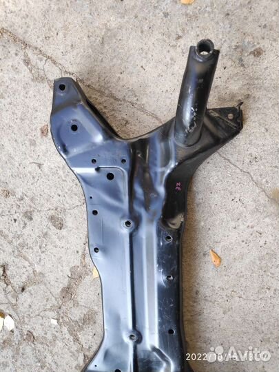 Подрамник Mitsubishi outlander xl оригинал