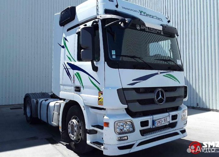 Pазбираем грузовик Mercedes-Benz Actros mpiii 2009