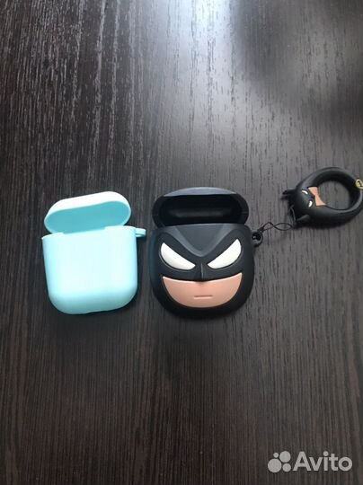 Чехлы для наушников