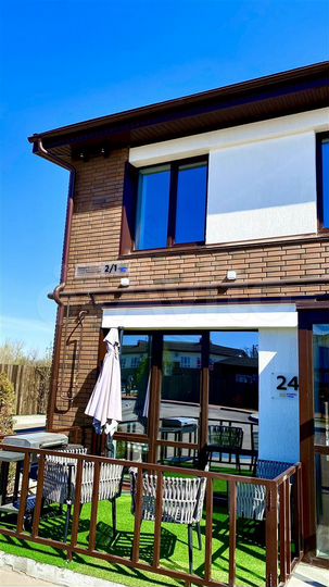 4-к. квартира, 113,7 м², 1/2 эт.