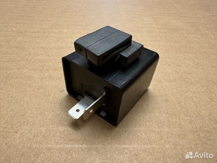 Реле указателей поворота delta, alpha (2 конт.)