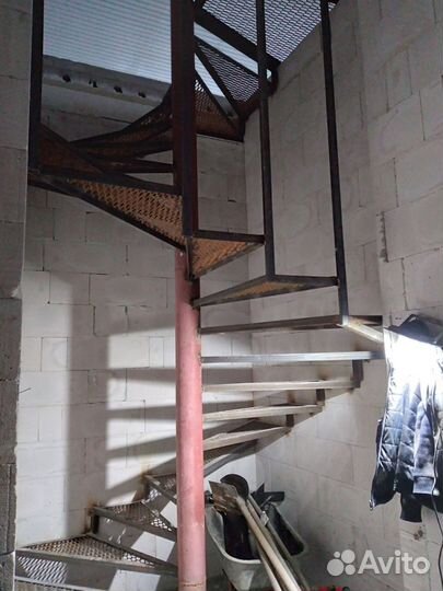 Бетонные лестници