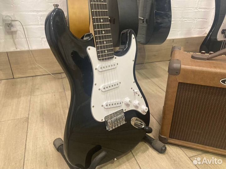 Электрогитара Fender Squier stratocaster