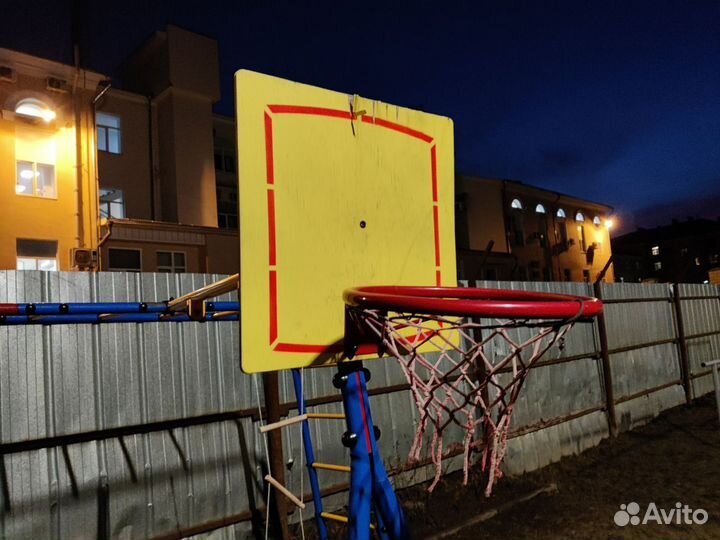 Уличный спортивный комплекс бу