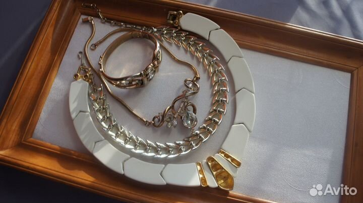 Винтажные колье Trifari Coro Napier США