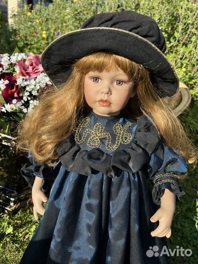 Кукла коллекционная