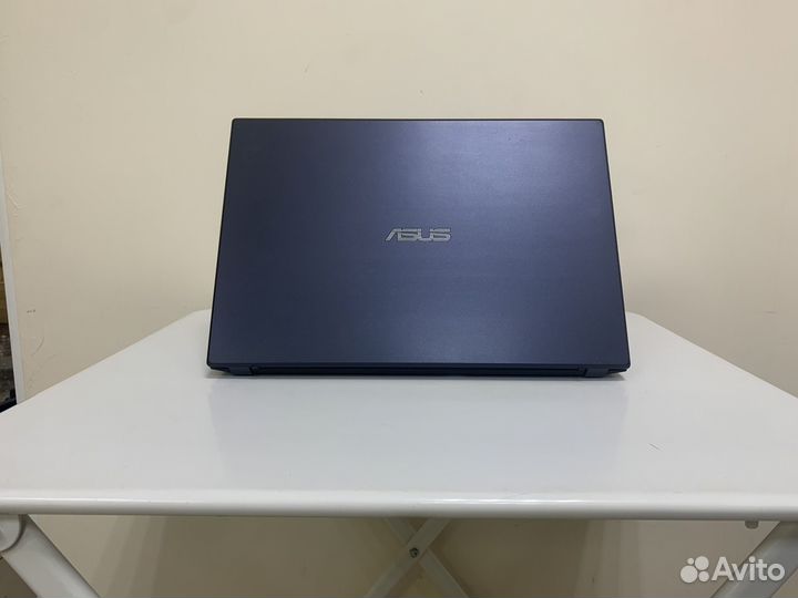 Игровой ноутбук asus i5 8300H/GTX1650/8GB DDR4