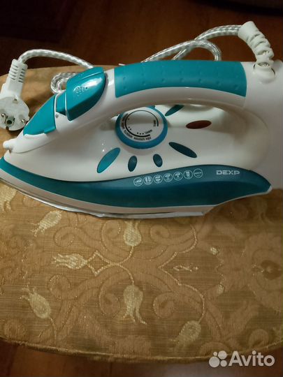 Утюг новый в упаковке dexp
