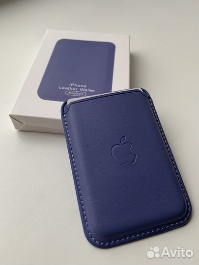Apple leather wallet magsafe