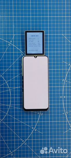 Samsung M31 дисплей