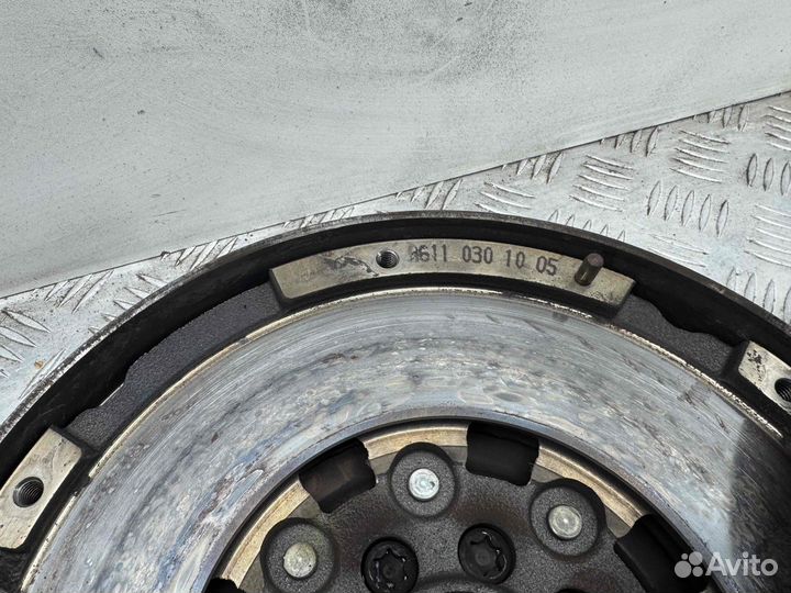 Маховик Mercedes-Benz Sprinter 6110301005; A6110301005 611