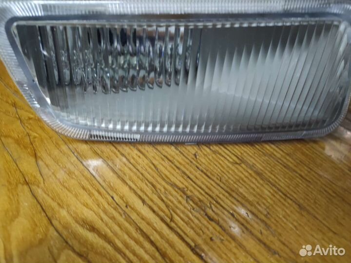 Противотуманные фары Toyota corona premio210