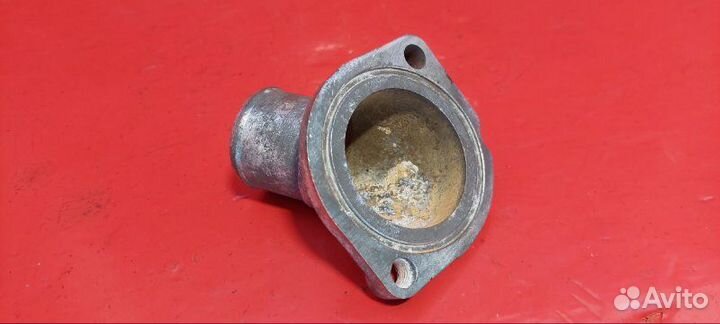 Корпус термостата Iveco Daily 2.8 дизель 2004