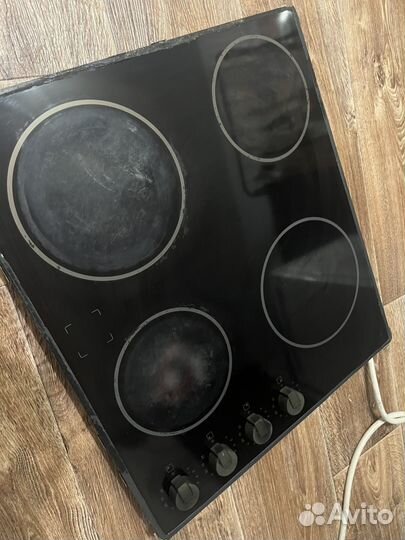 Электрическая варочная панель 4 конфорки