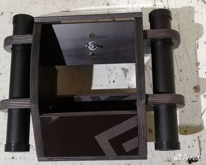 Держатель для спиннингов