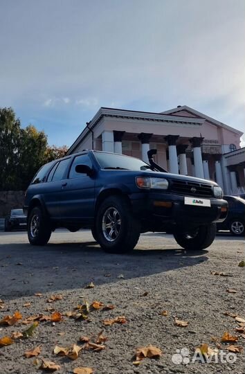 Nissan Pathfinder 3.3 МТ, 1997, 201 000 км
