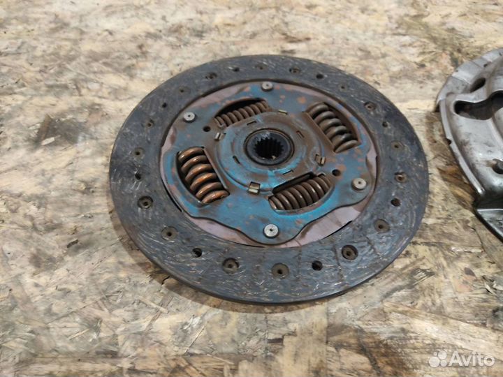 Сцепление 1.5 Митсубиси Лансер 10