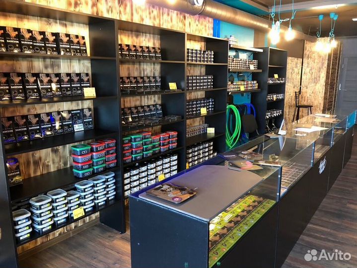 Табачный магазин с ассортиментом для вейперов