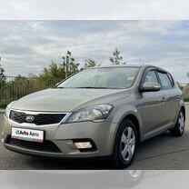 Kia Ceed 1.4 MT, 2010, 111 600 км, с пробегом, цена 879 000 руб.