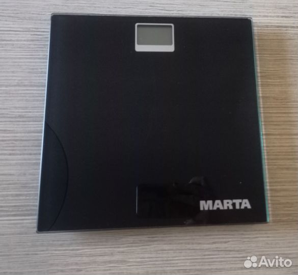 Весы напольные электронные Marta