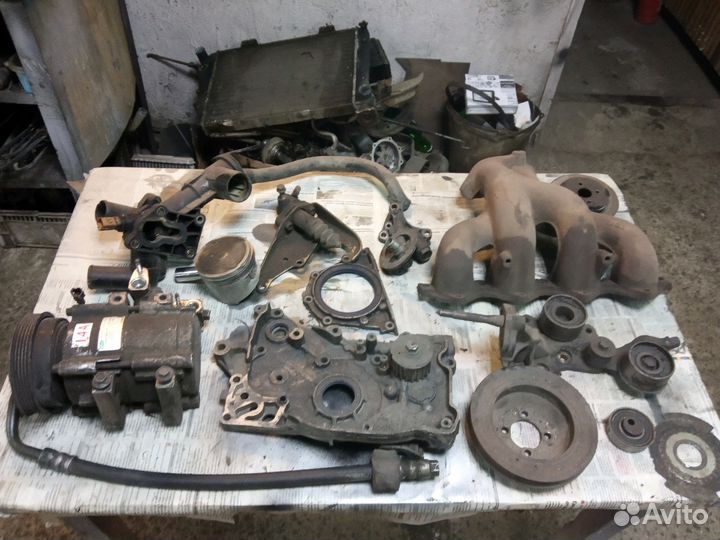 Двигатель в разборе хендай соната2.0