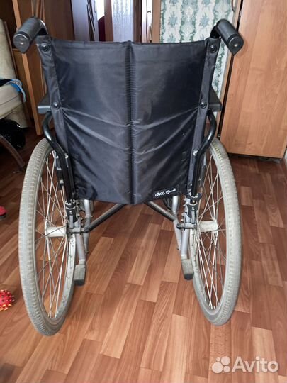 Инвалидная коляска