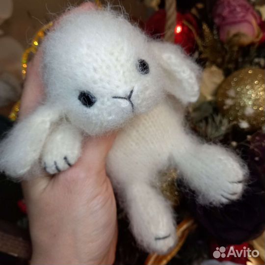 Заяц / кролик в корзинке ручная работа