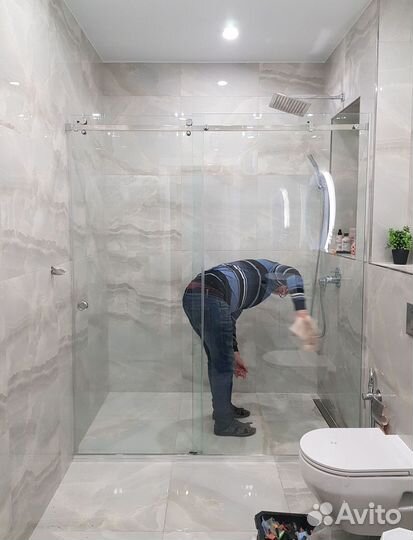 Стеклянная перегородка