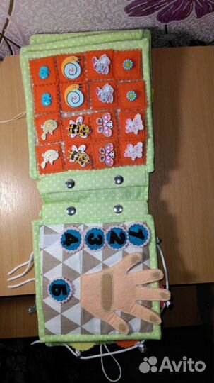 Книга из фетра и ткани