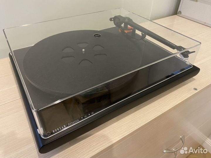 Проигрыватель винила Roksan Atessa Turntable