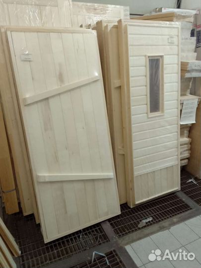 Двери межкомнатные массив, окна деревянные