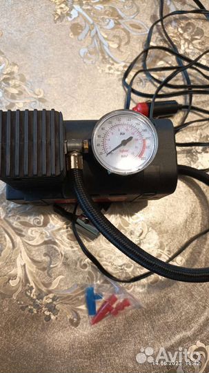 Компрессор автомобильный