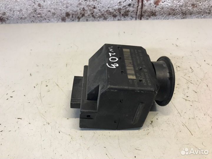 Замок зажигания Mercedes-Benz C-Class W203 1.8