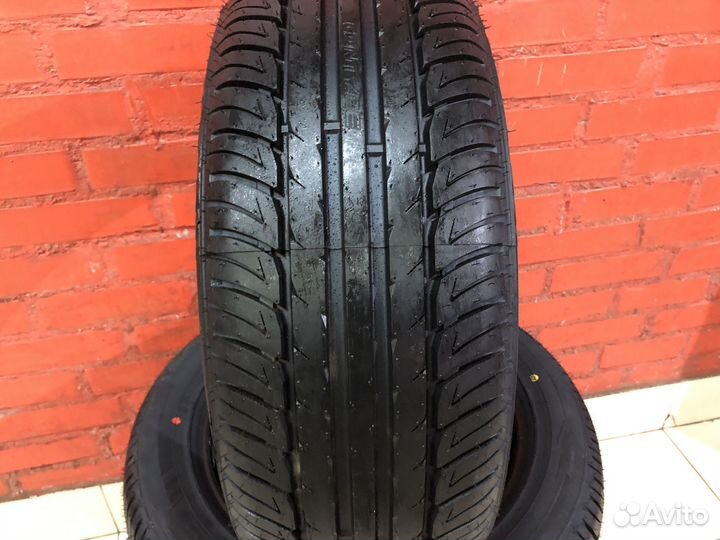 Contyre Megapolis 3 205/55 R16 91H