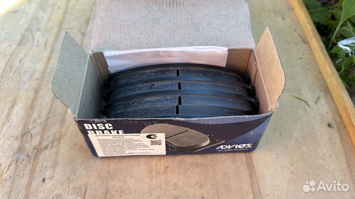 Тормозные колодки для Мицубиси Паджеро4